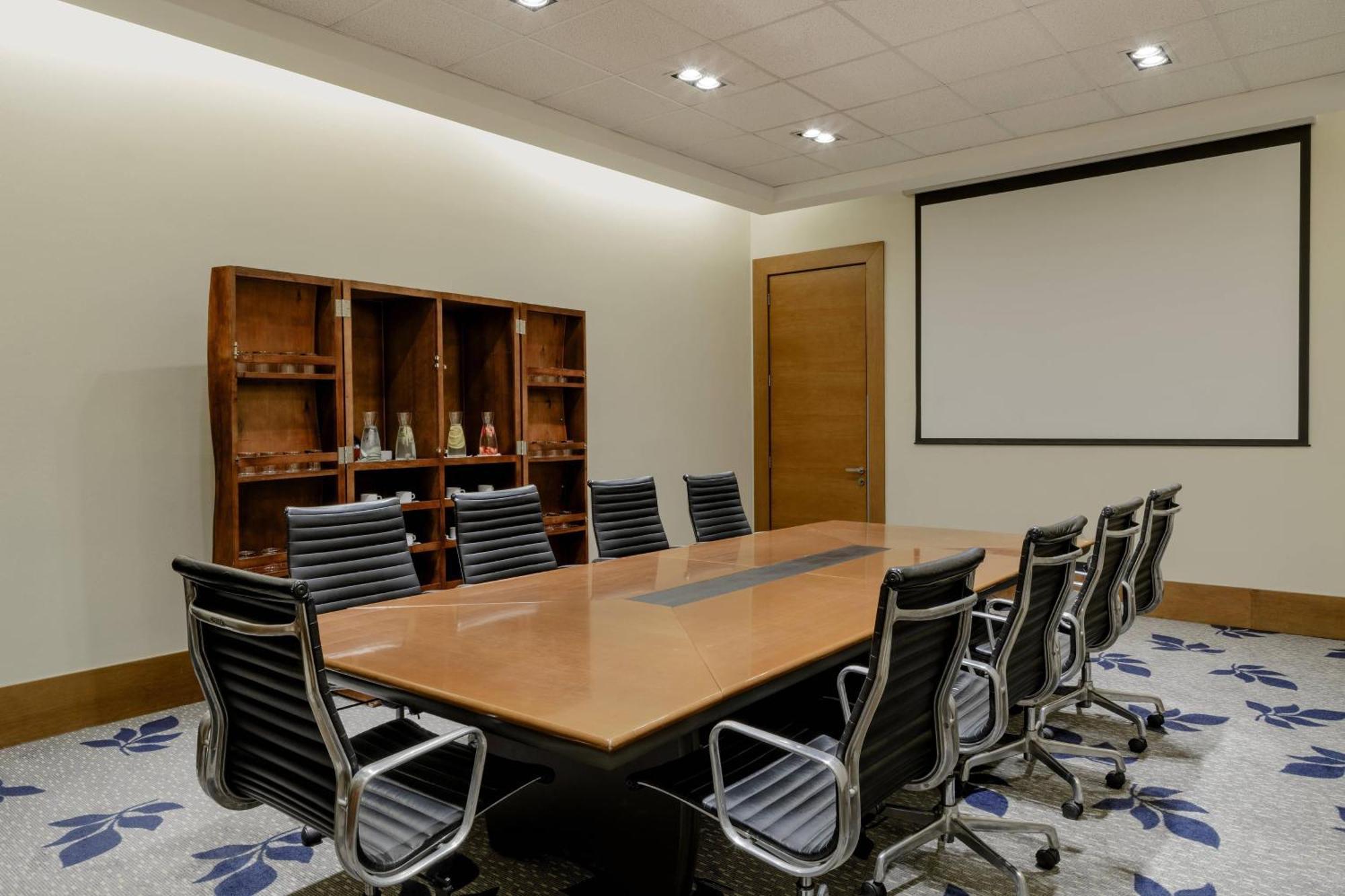 Sheraton Miramar Hotel & Convention Center Vina del Mar Buitenkant foto A boardroom at a hotel