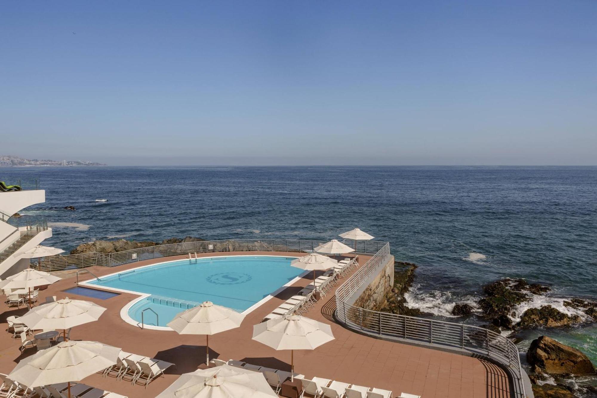 Sheraton Miramar Hotel & Convention Center Vina del Mar Buitenkant foto The pool at the Hotel do Canal